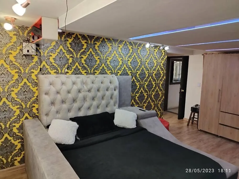 Apartamento Penthouse Con Jacuzzi Y Chimenea Bogotá 0*,