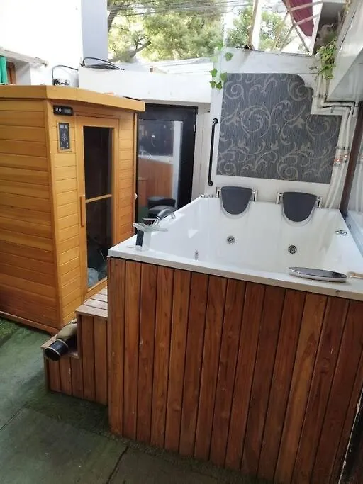 Apartamento Penthouse Con Jacuzzi Y Chimenea Bogotá 0*,